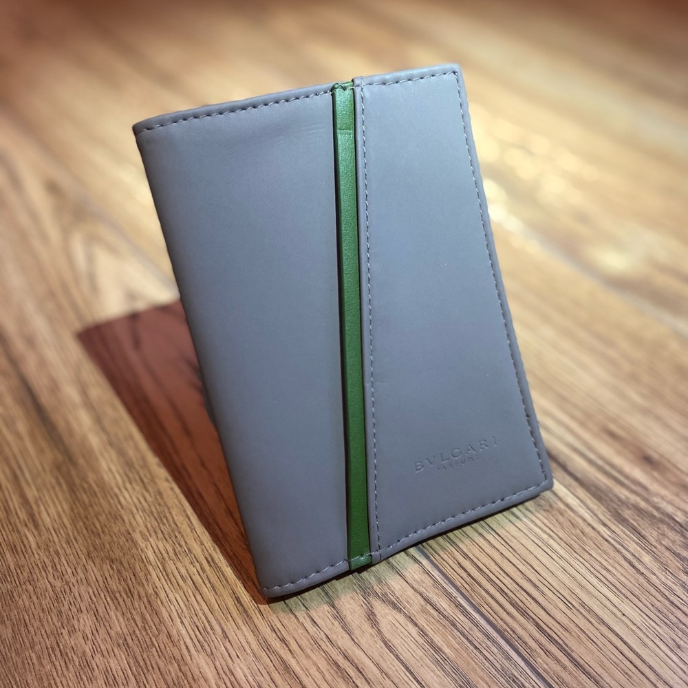Bvlgari Gray Man Wood Essence Passport/Card Holder